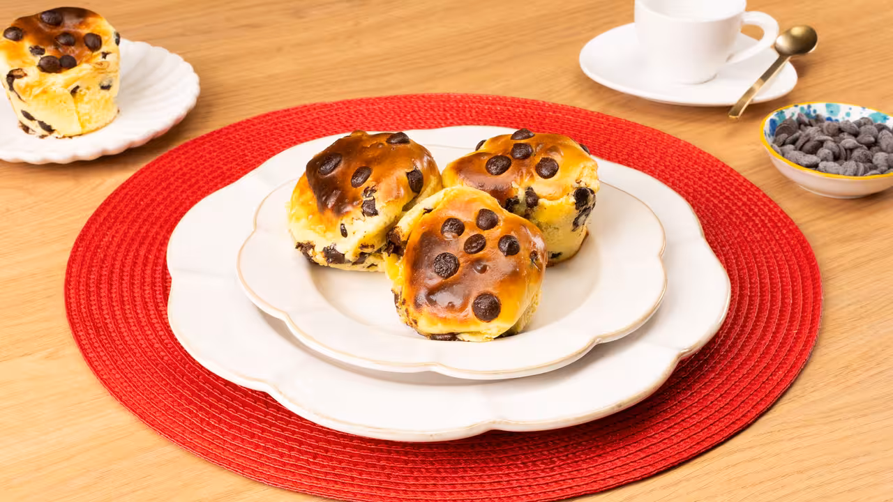 Bollitos de leche y chocolate