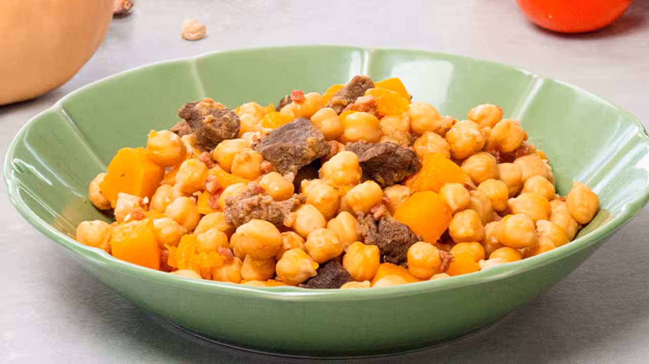 Garbanzas con calabaza y jamón