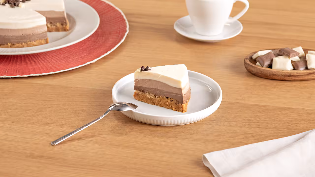 Tarta tres chocolates
