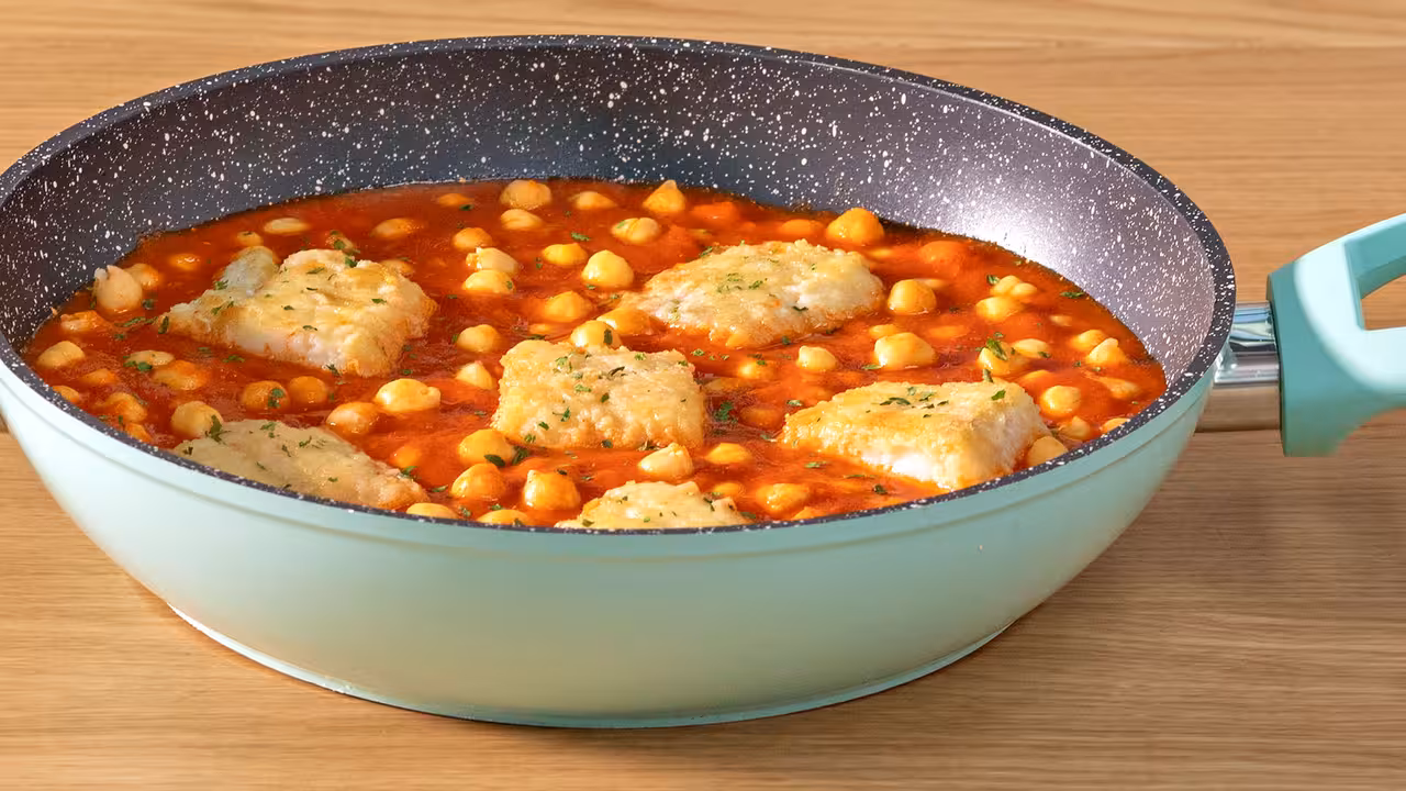 Garbanzos con bacalao