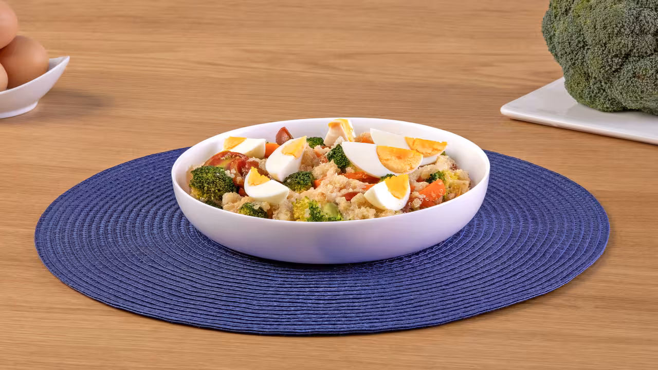 Ensalada de quinoa con verduras
