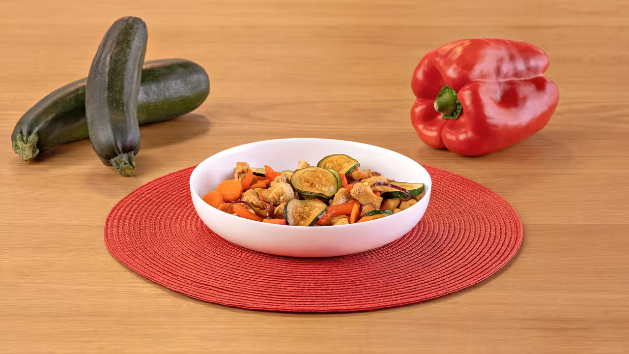 Salteado de pollo con verduras