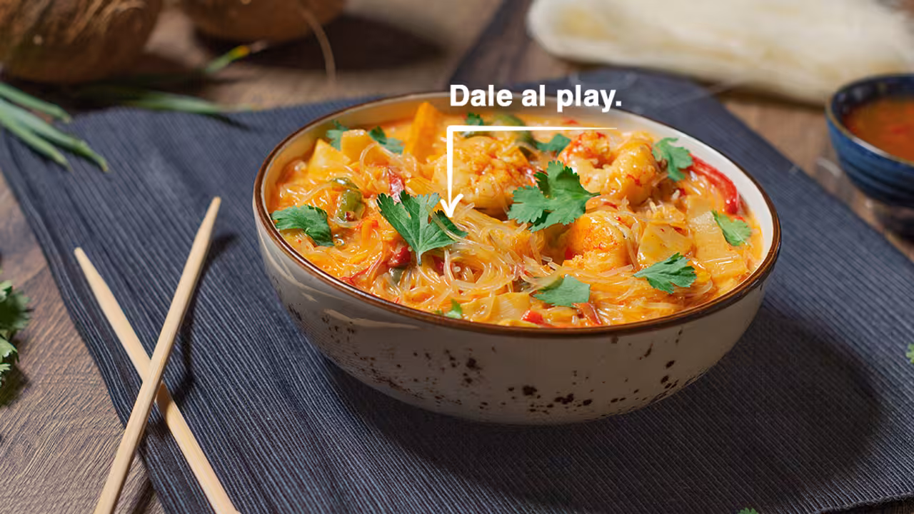 Wok Thai de fideos con gambas