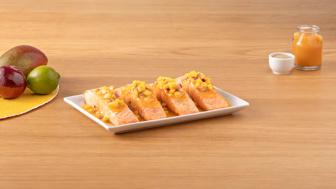 Salmón con salsa de mango