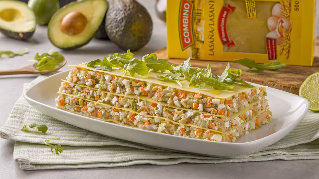 Lasaña fría con salmón