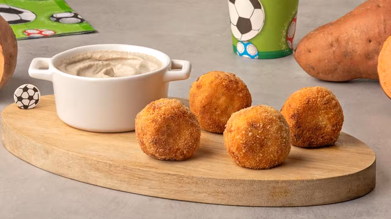 Croquetas de boniato con salsa de champiñones