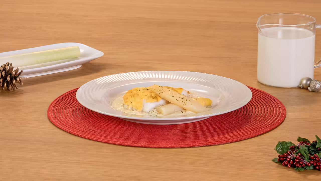 Merluza gratinada con bechamel de puerro