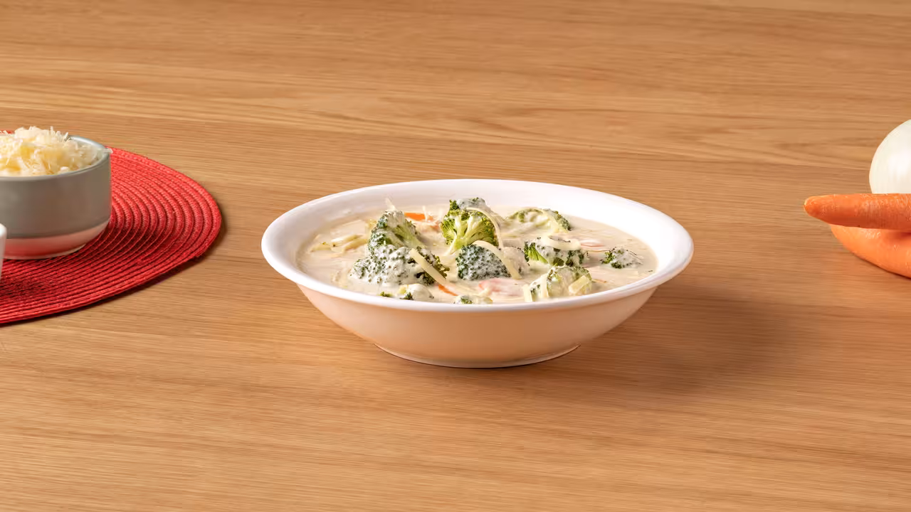 Sopa de brócoli y queso cheddar