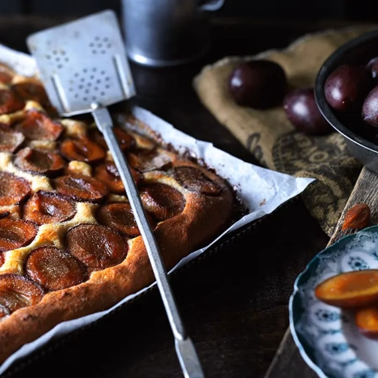 Ciasto drożdżowe ze śliwkami