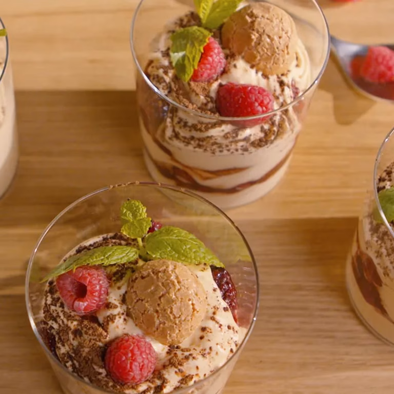Kajmakowy deser tiramisu