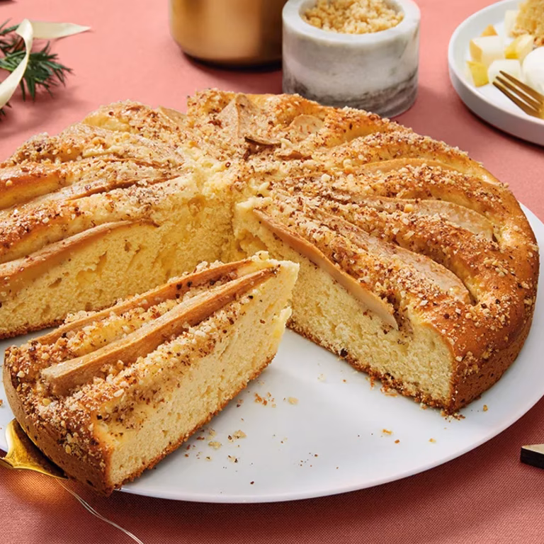 Bożonarodzeniowe ciasto gruszkowo-marcepanowe