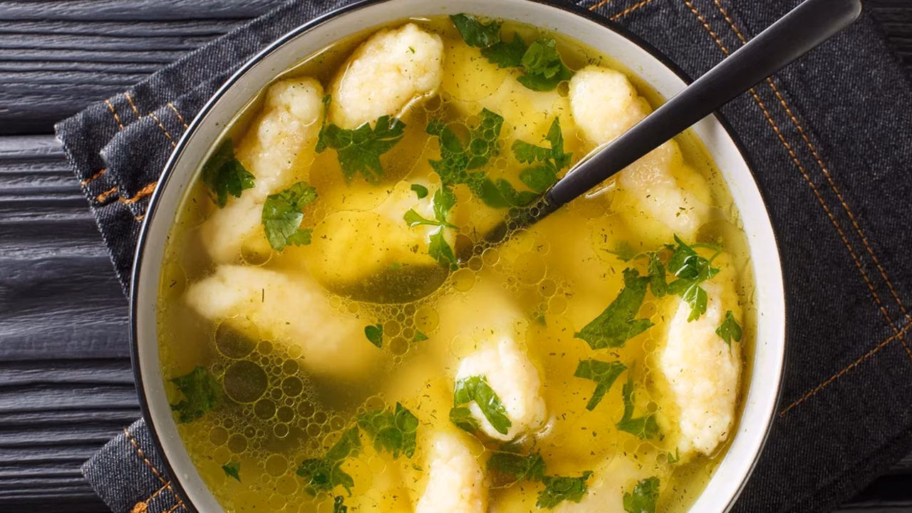 Zupa zacierkowa