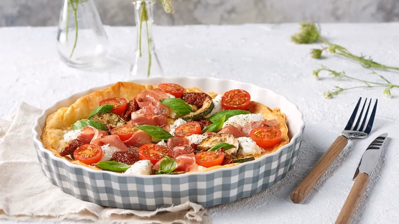 Tarta z cukinią i kozim serem