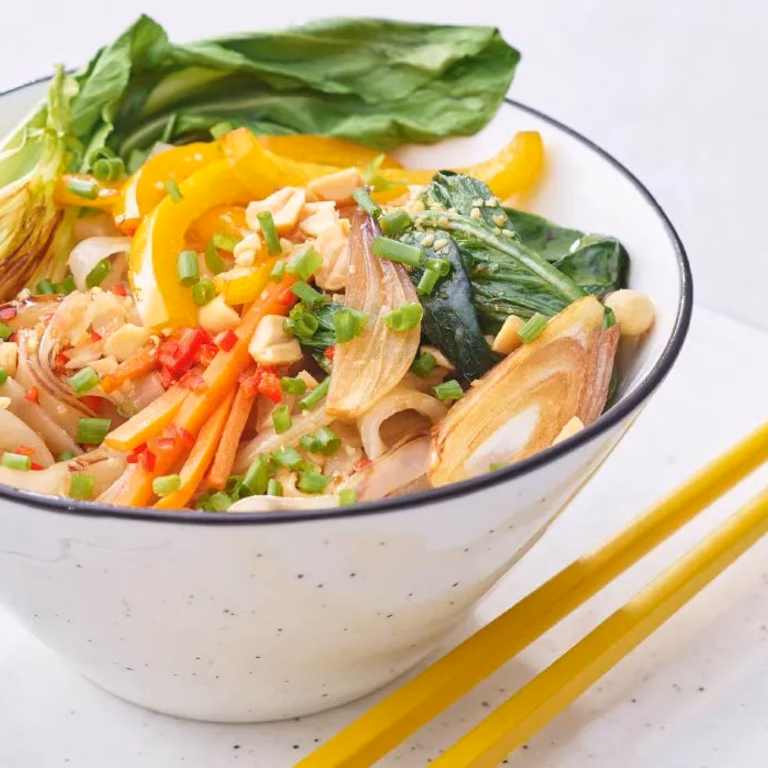 Smażony makaron stir fry