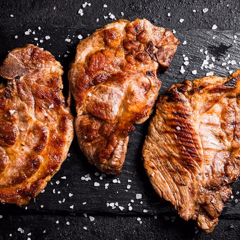 Steki z karkówki pieczone w piekarniku