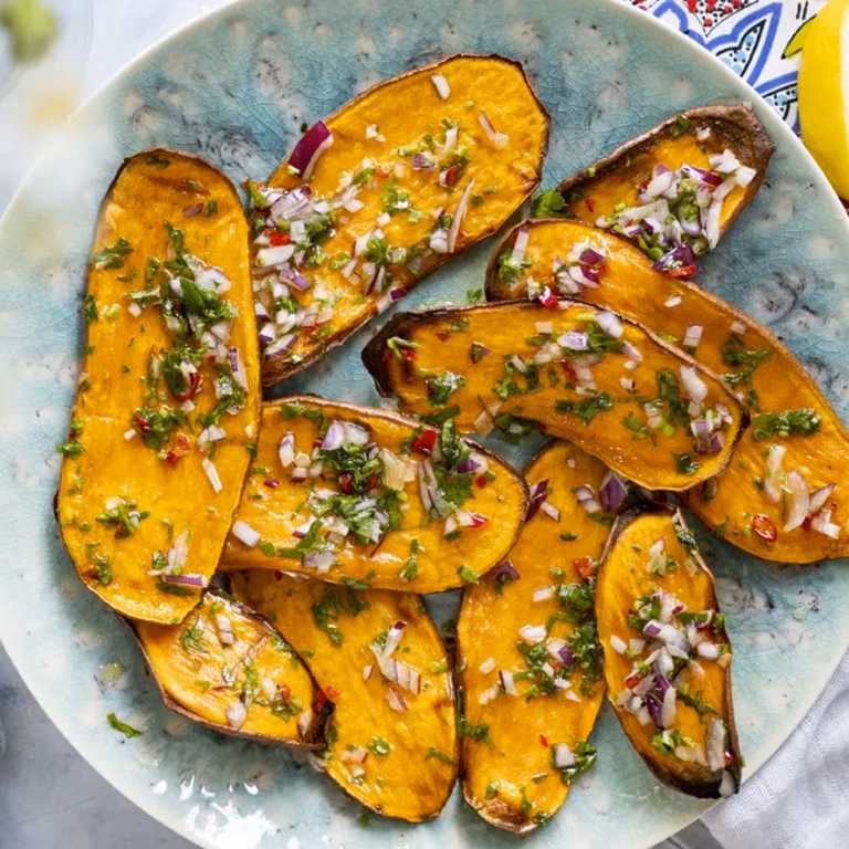 Grillowane bataty z sosem chimichurri