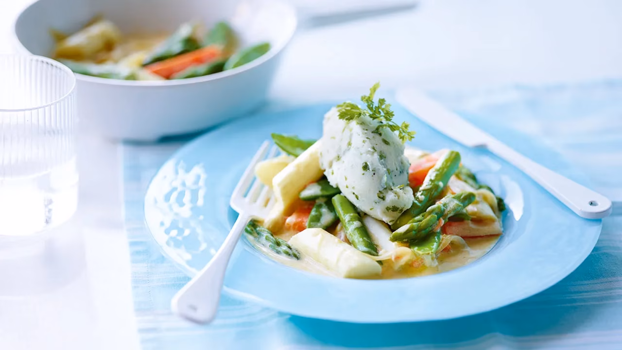 Szparagi z ziemniaczanym purée z trybulą