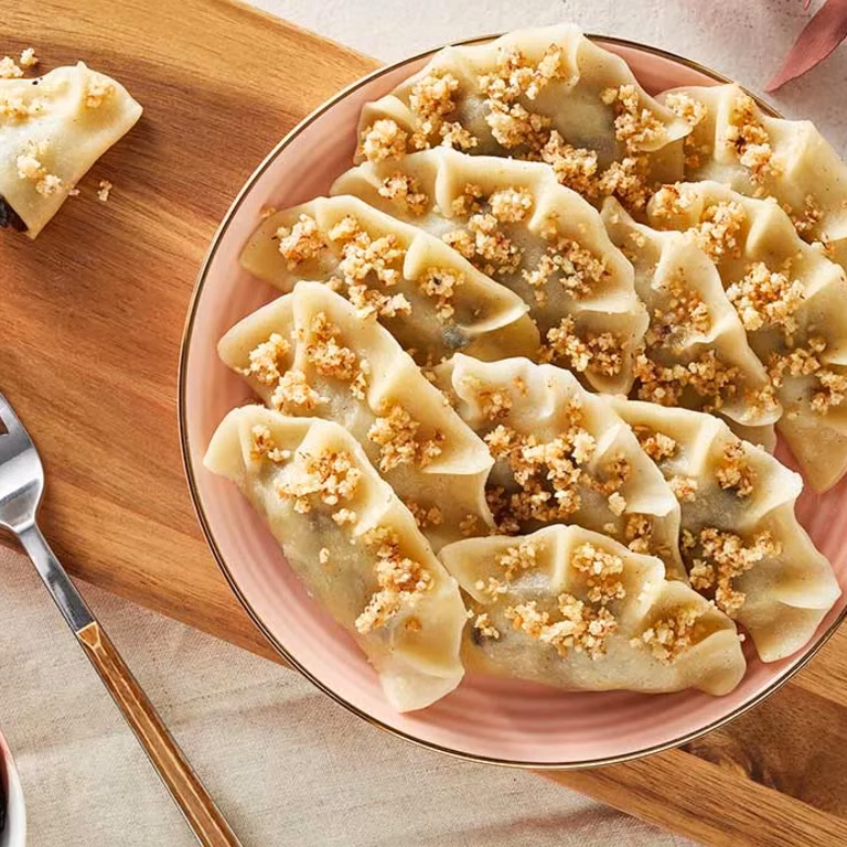 Pierogi z suszonymi śliwkami