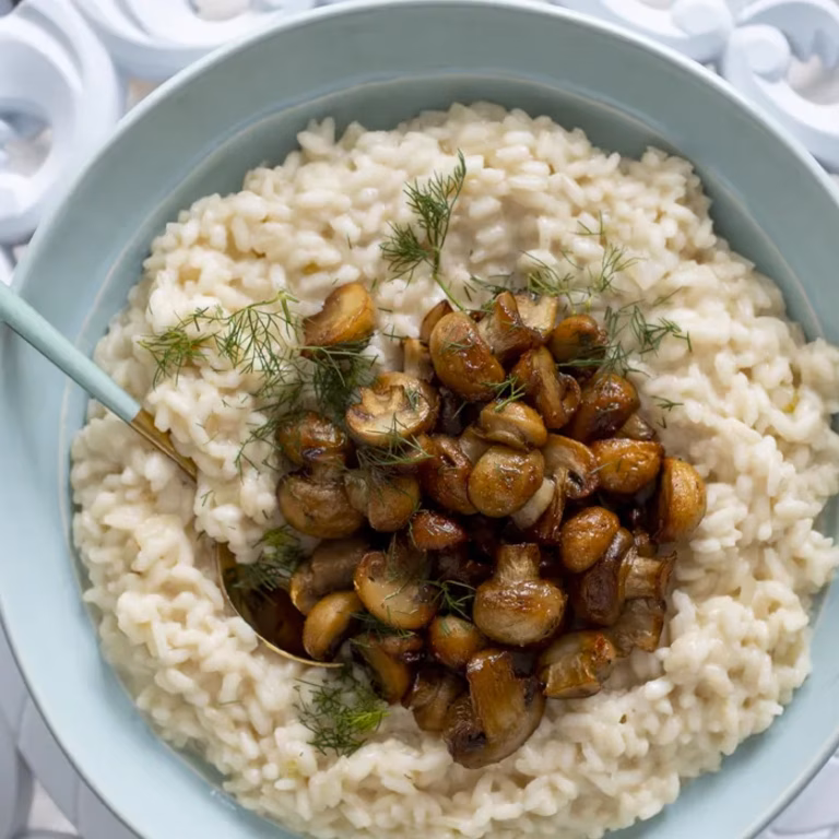 Wegańskie risotto z pieczarkami