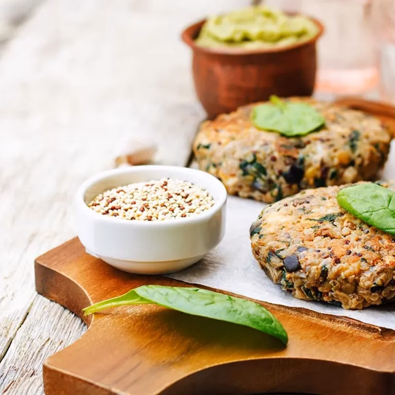 Orientalne kotleciki z quinoa