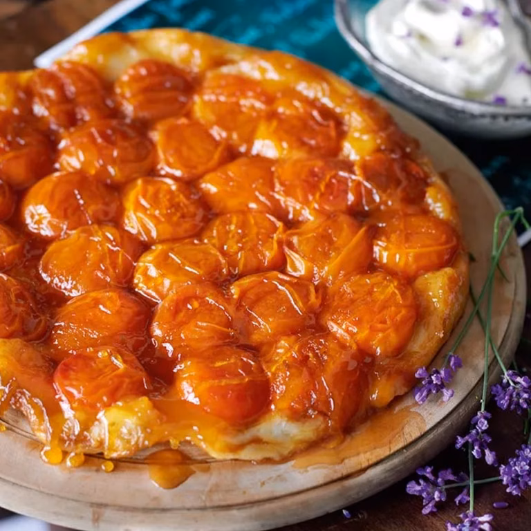 Tarta tatin z morelami