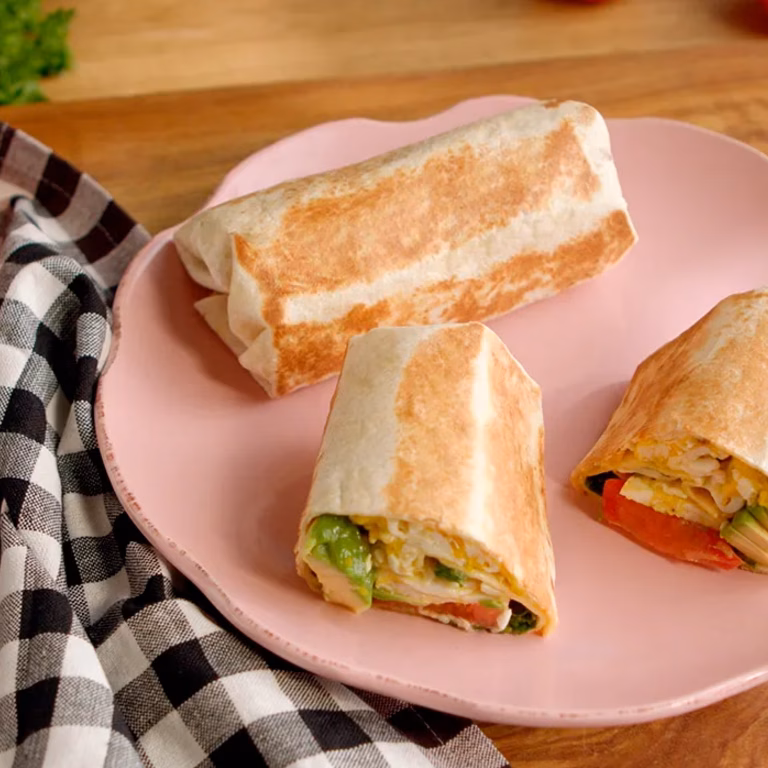 Śniadaniowe burrito z jajecznicą