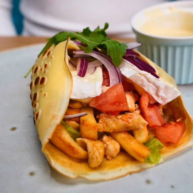 Kebab w naleśniku