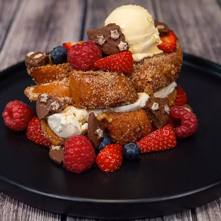 Churrosowe tosty francuskie z lodami