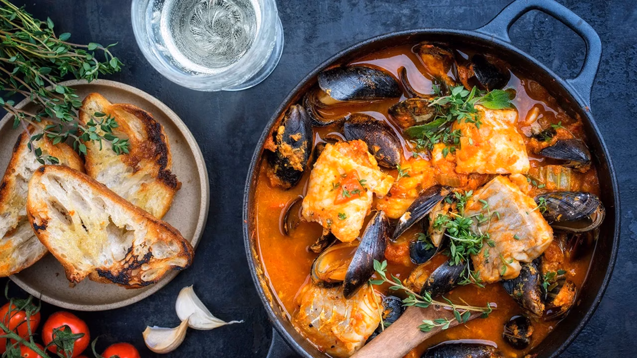 Bouillabaisse - francuska zupa rybna