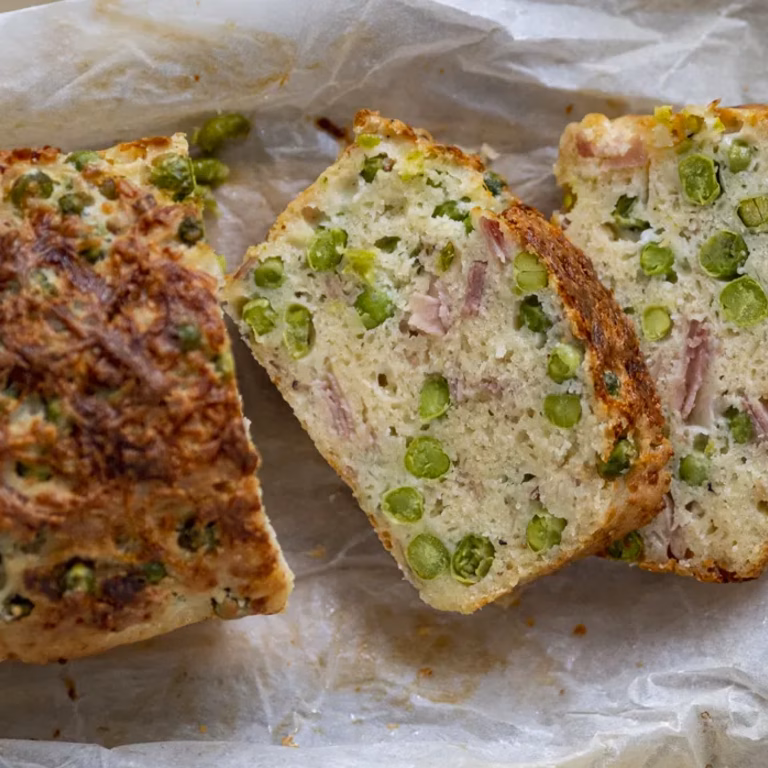 Wytrawna babka z groszkiem i prosciutto cotto