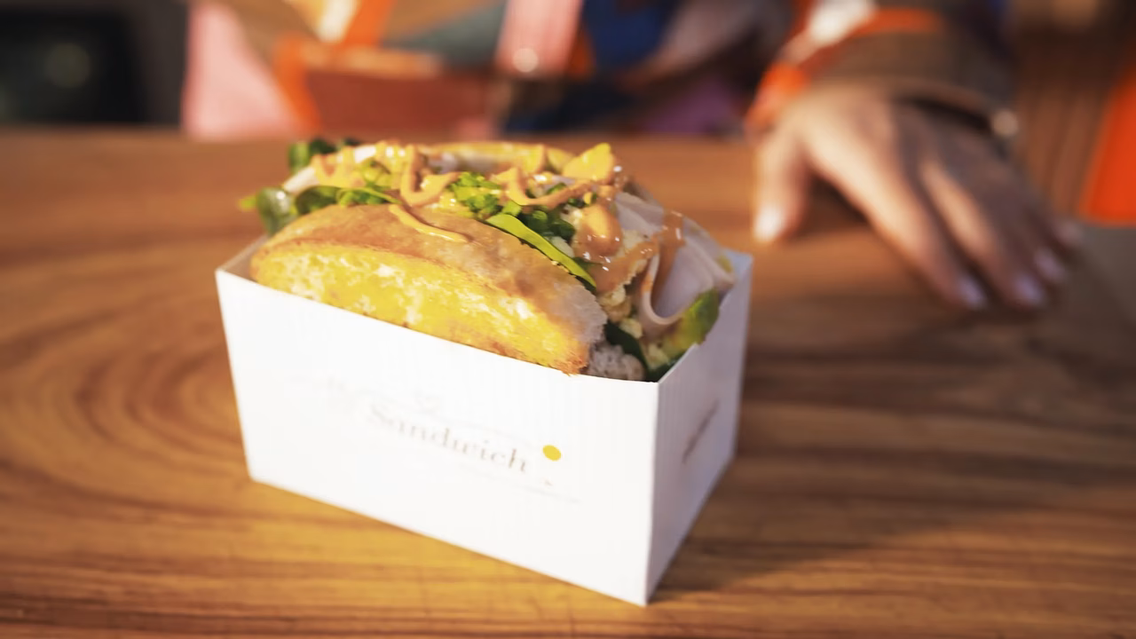 Kanapka z jajecznicą - egg drop sandwich