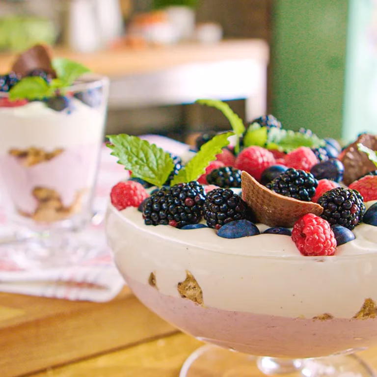 Pudding sernikowy z owocami