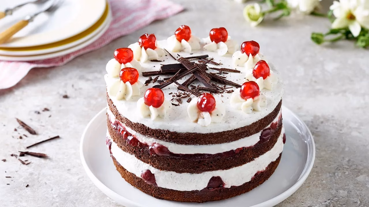 Bezglutenowy tort „Czarny Las”