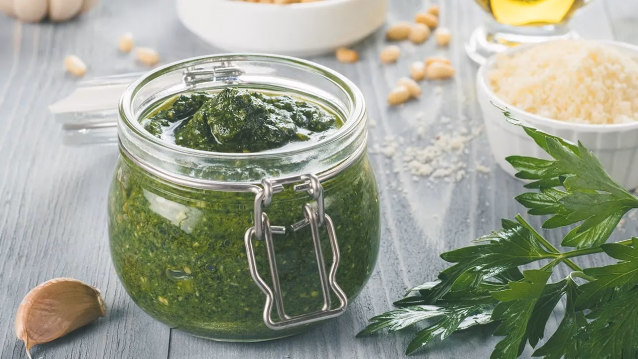 Pesto z pietruszki