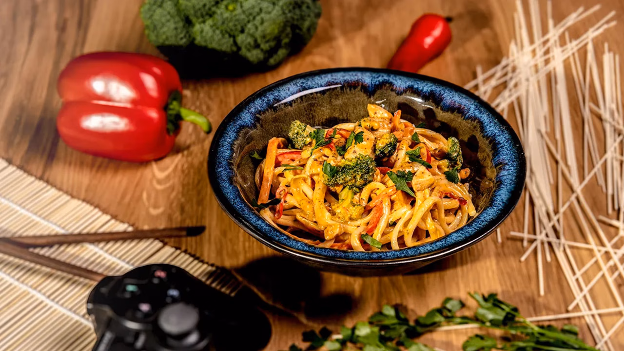 Ognisty makaron udon z Cuszimy