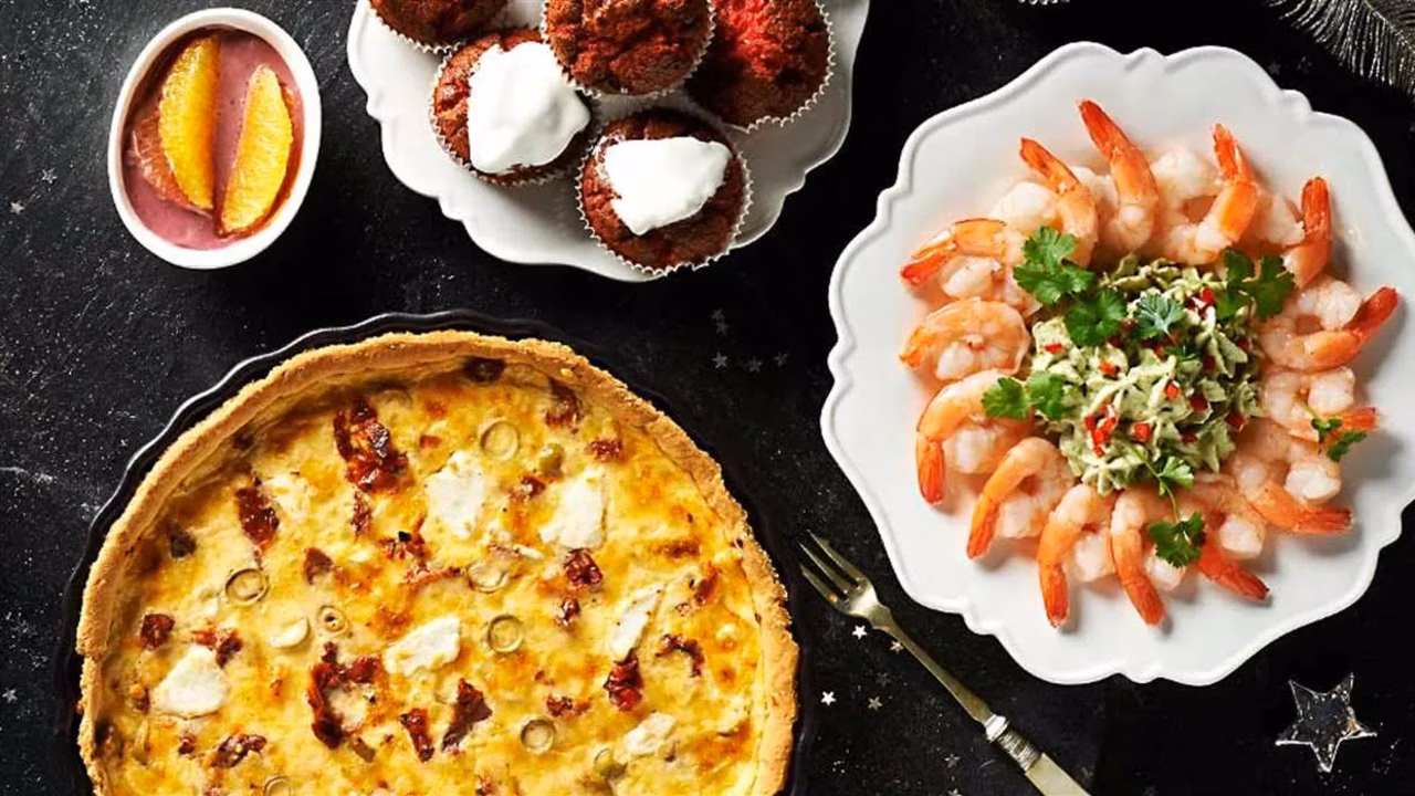Sylwestrowe muffiny z burakiem i kozim serem