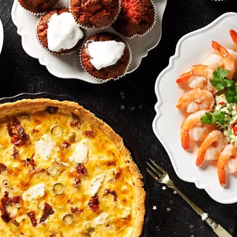 Sylwestrowe muffiny z burakiem i kozim serem