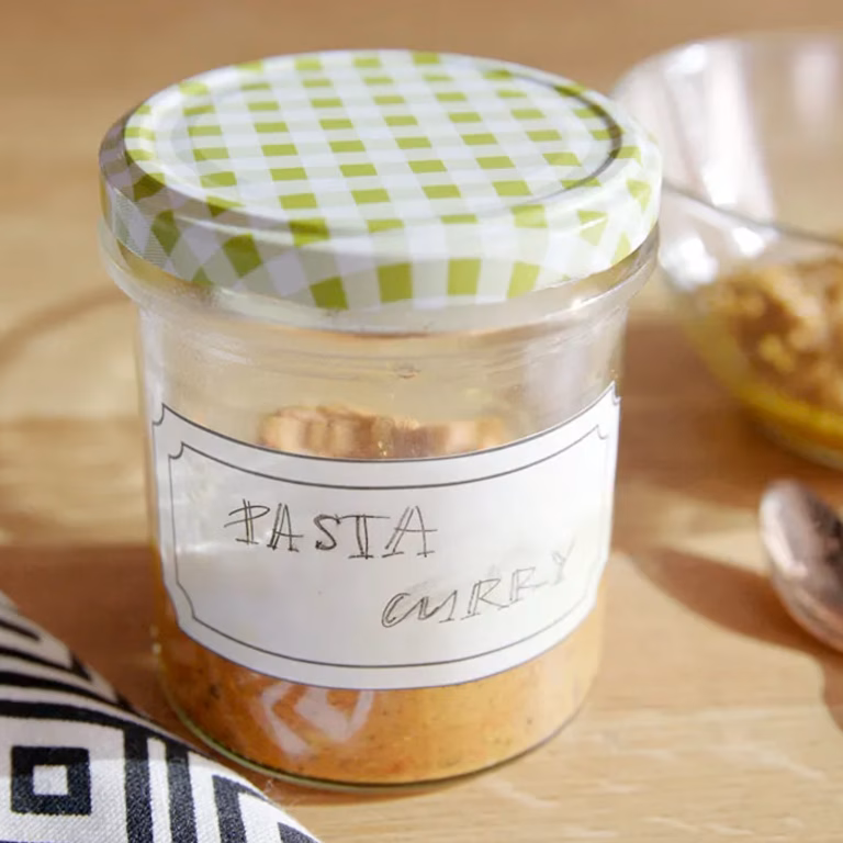 Żółta pasta curry