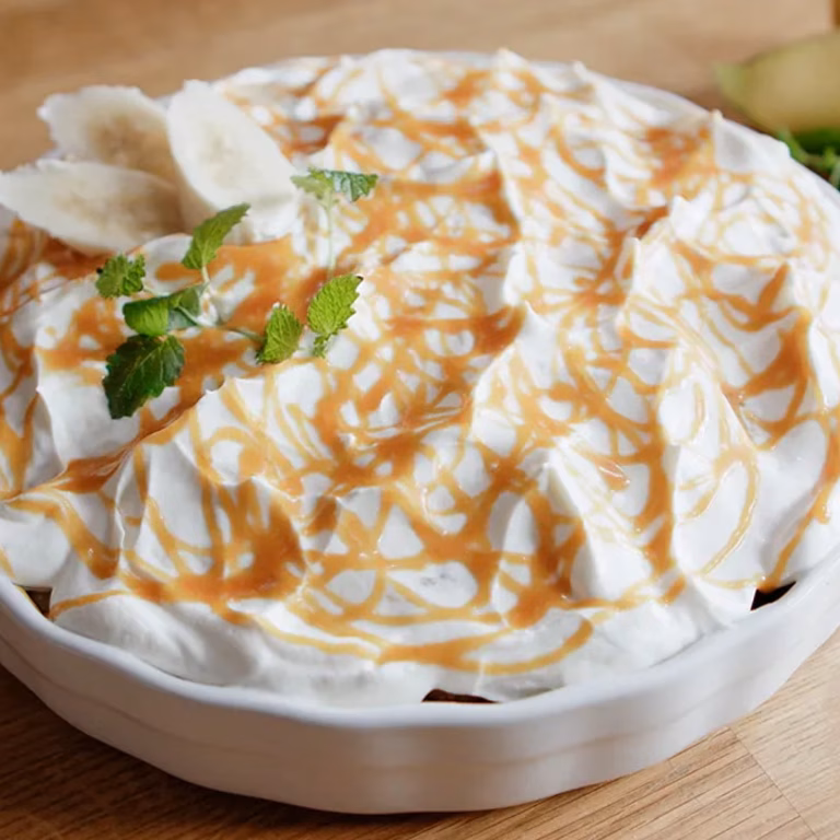 Banoffee – ciasto z bananami w karmelu