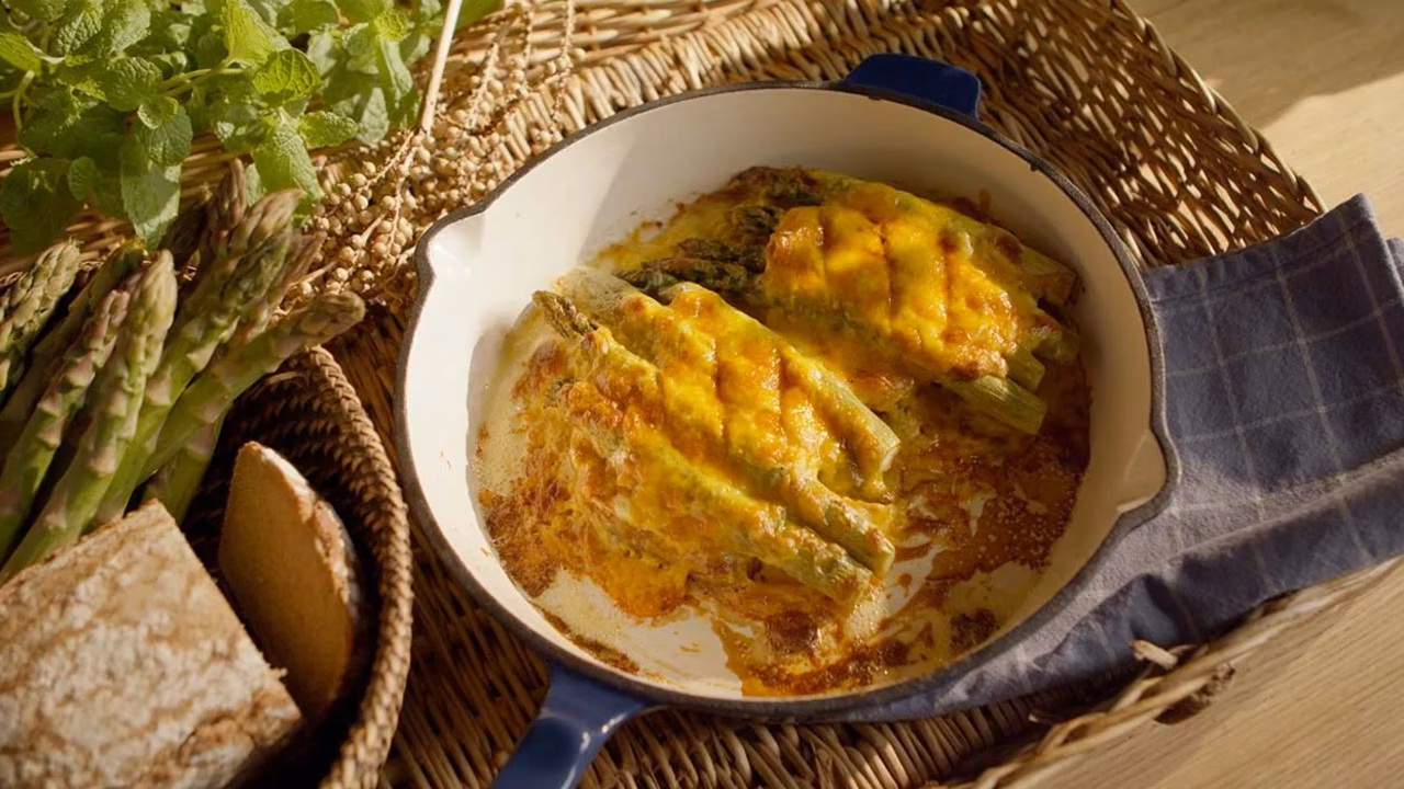 Welsh rarebit: grzanka z sosem serowym