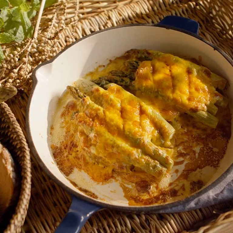 Welsh rarebit: grzanka z sosem serowym