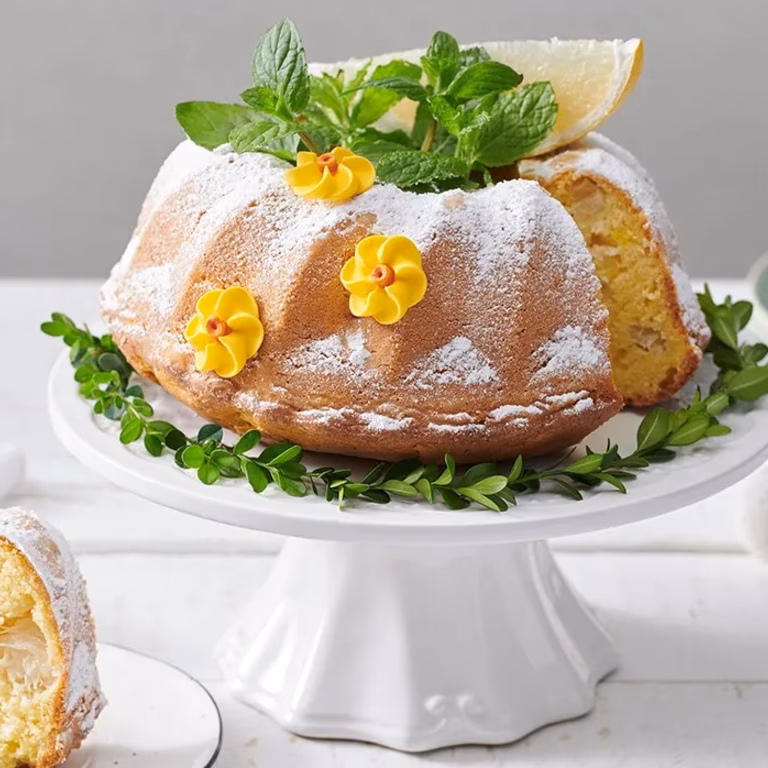 Wielkanocna babka z pomelo
