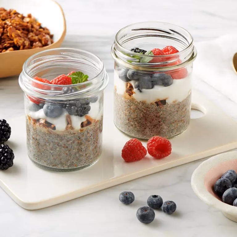 Chia parfait z domową granolą
