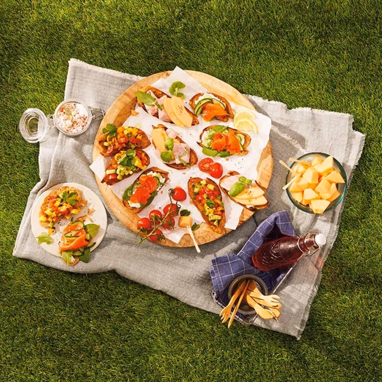 Crostini z szynką i melonem