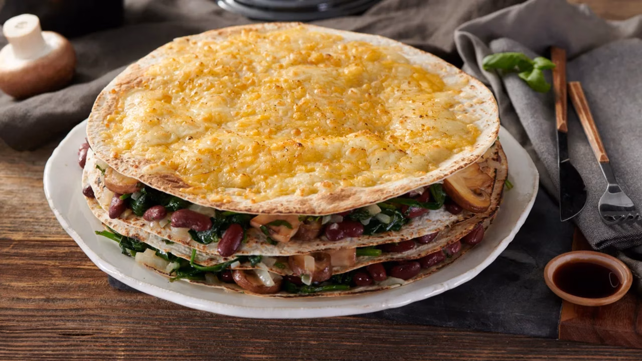 4-warstwowa zapiekanka à la quesadilla