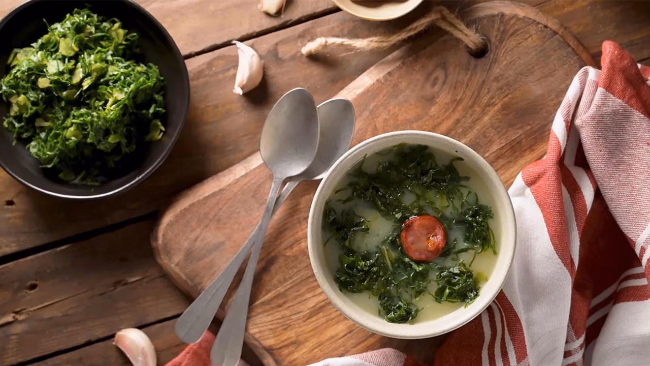 Caldo verde – portugalska zupa z jarmużem