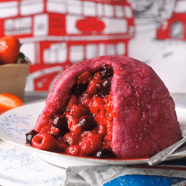 Pudding z letnich owoców