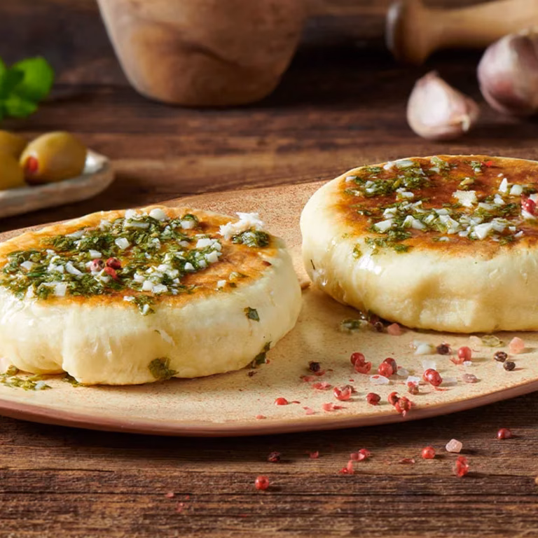 Feta flatbread, czyli chlebki nadziewane serem feta