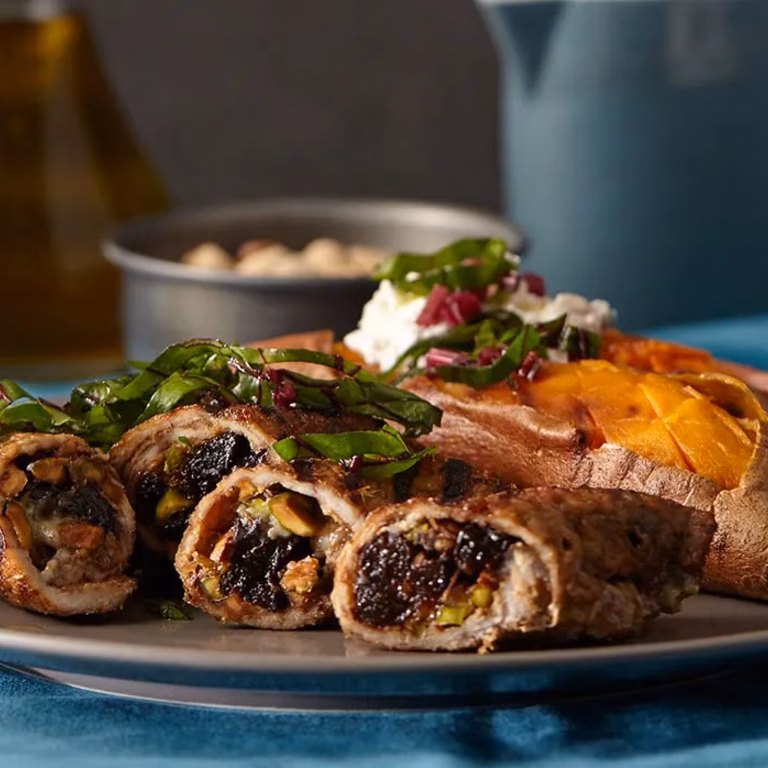 Schab ze śliwką z grillowanymi batatami