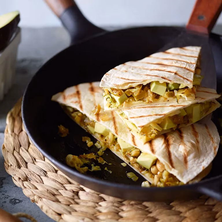 Pikantne quesadillas z cukinią